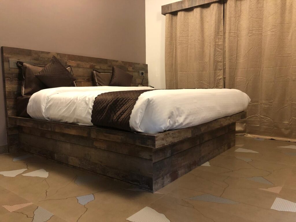 D92c5513 69f3 458f 83fd b93d06aa4e56